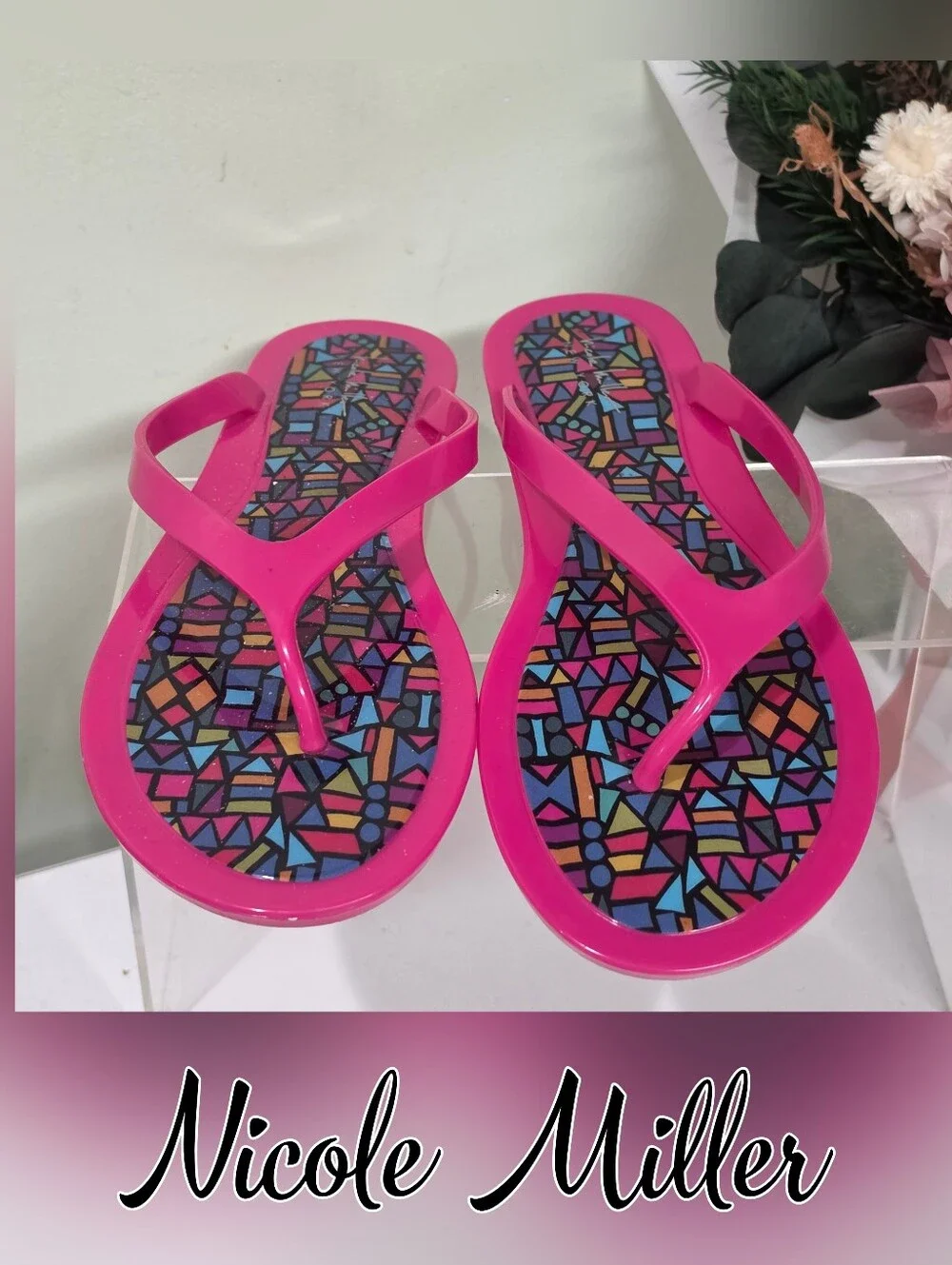 Nicole Miller Pink Mosaic-Print Jelly Thong Sandals 8 - Picture 1 of 5